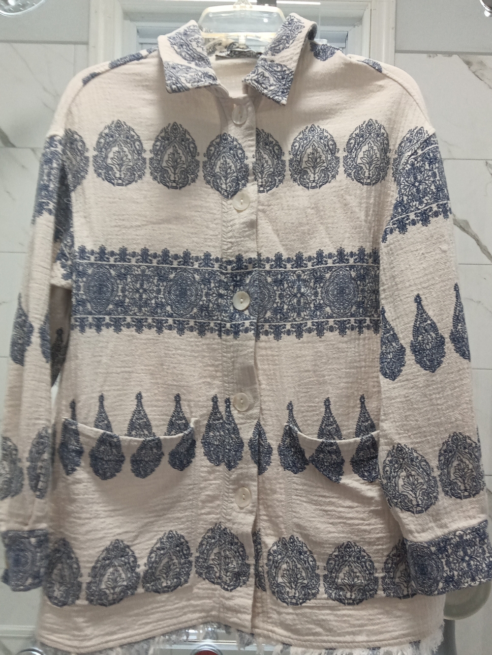 Zara White Button-Down Cotton Boho Shirt Jacket  Blue Paisley Print Small